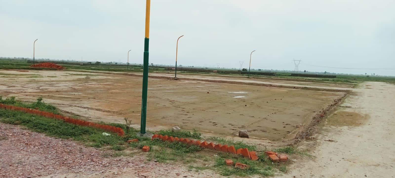 Plots available near Jewer airport, tappal