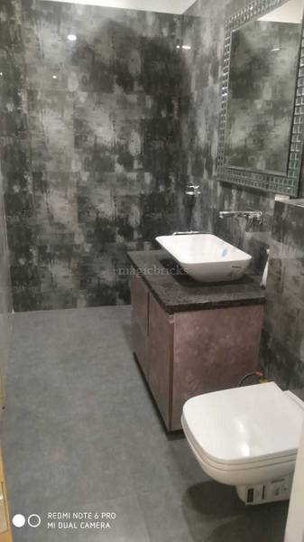 3 BHK BUILDER FLOOR IN KIRTI NAGAR