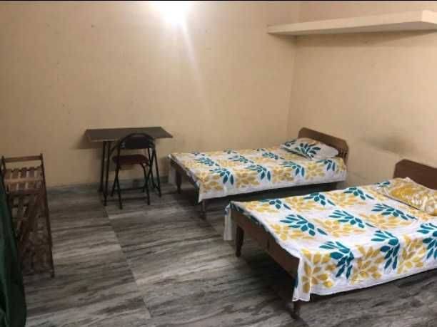 Himalayan Paying Guest, Ghitorni, New Delhi