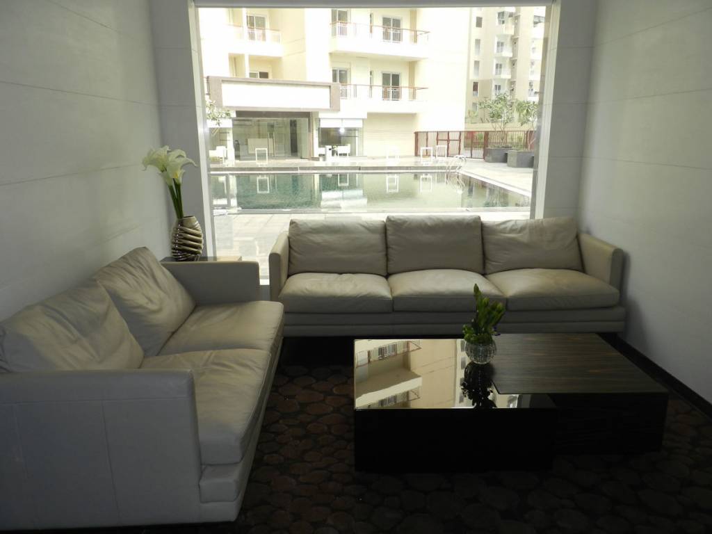 3-bhk apartment flat for sale in shanti-kunj delhi