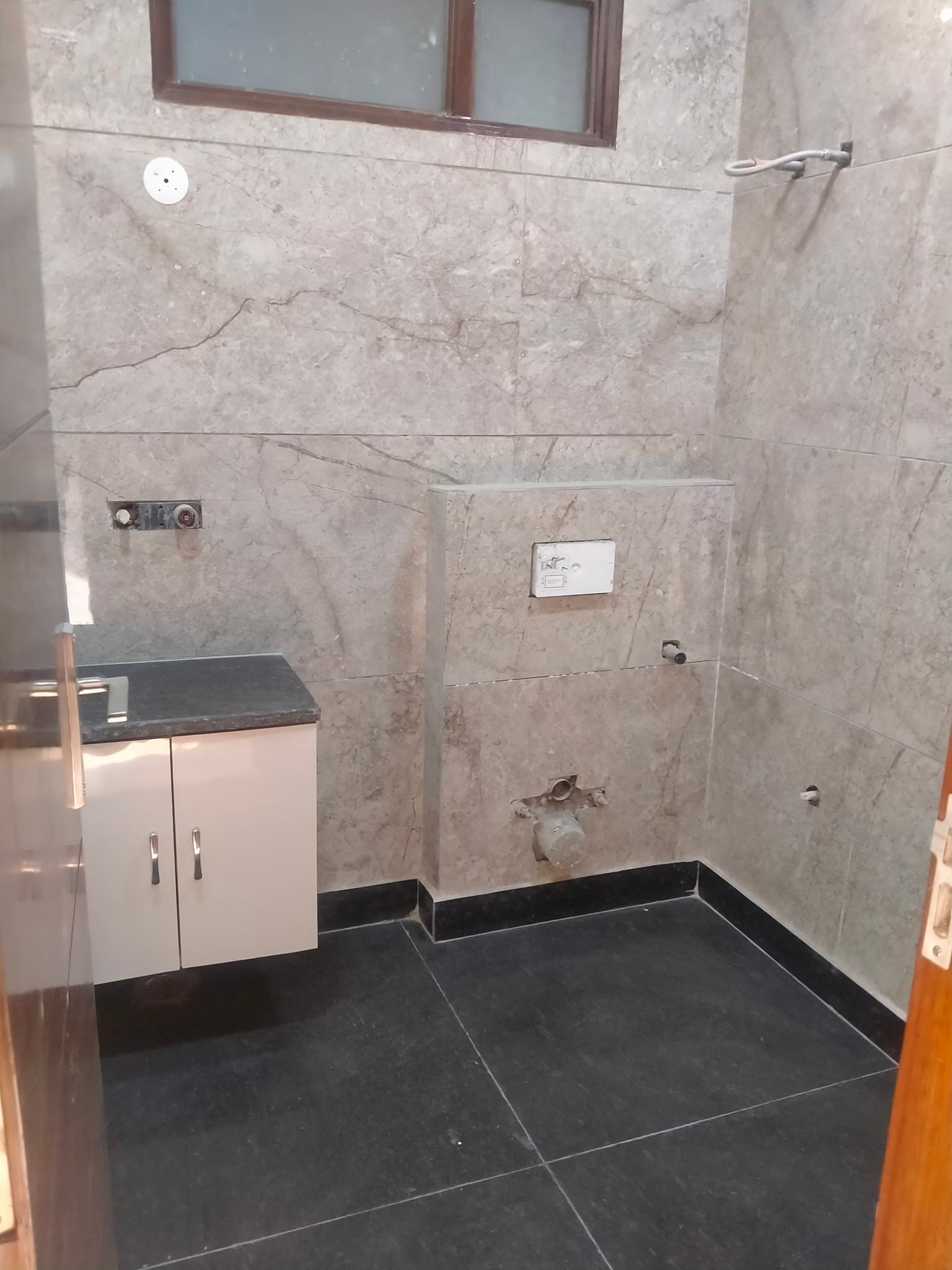 3BHK FLAT FOR SALE IN ROHINI