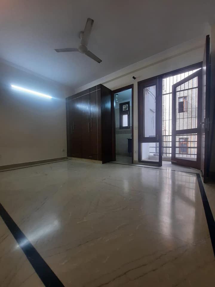BHK UNFURNISHED FLAT FOR SALE IN MALVIYA NAGAR