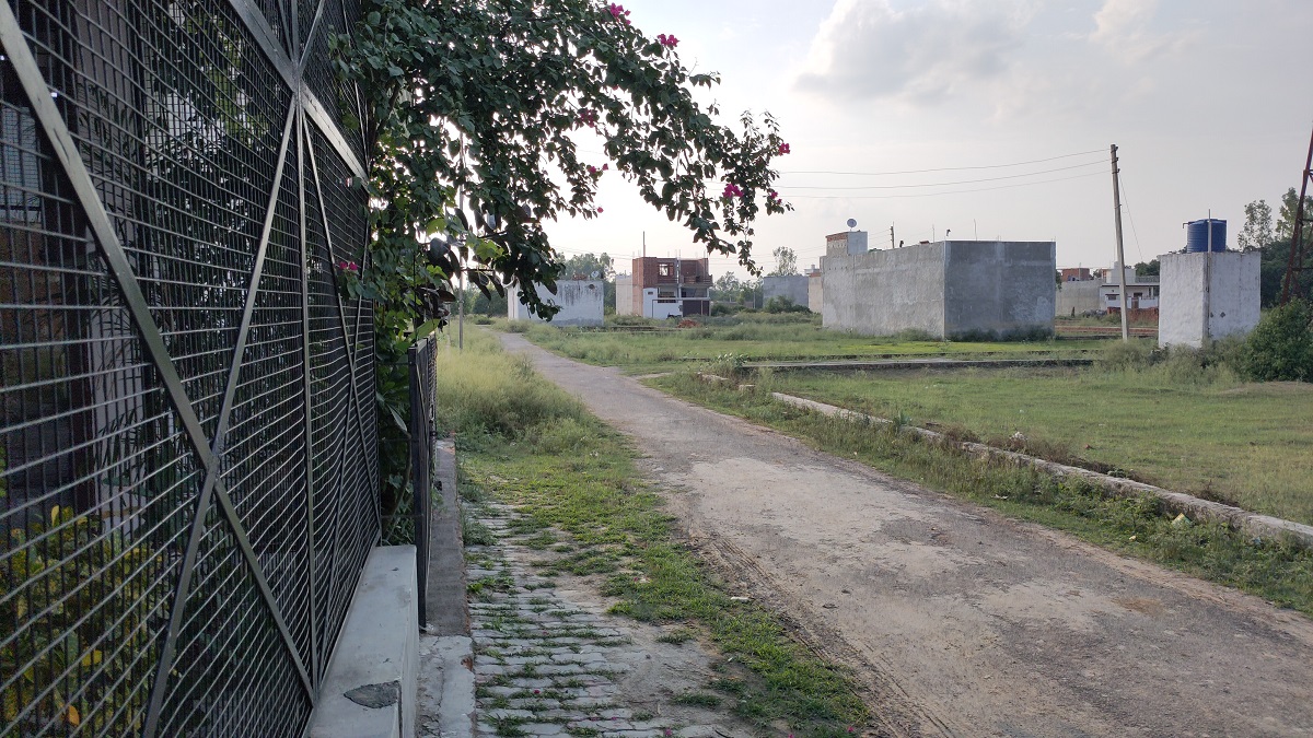 Esidential-land-plot-for-sale-in-arsh-city