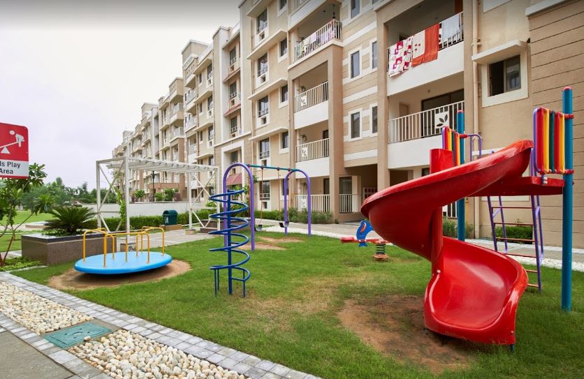 Ashiana Dwarka Entrance 3BHK Residential Apartment