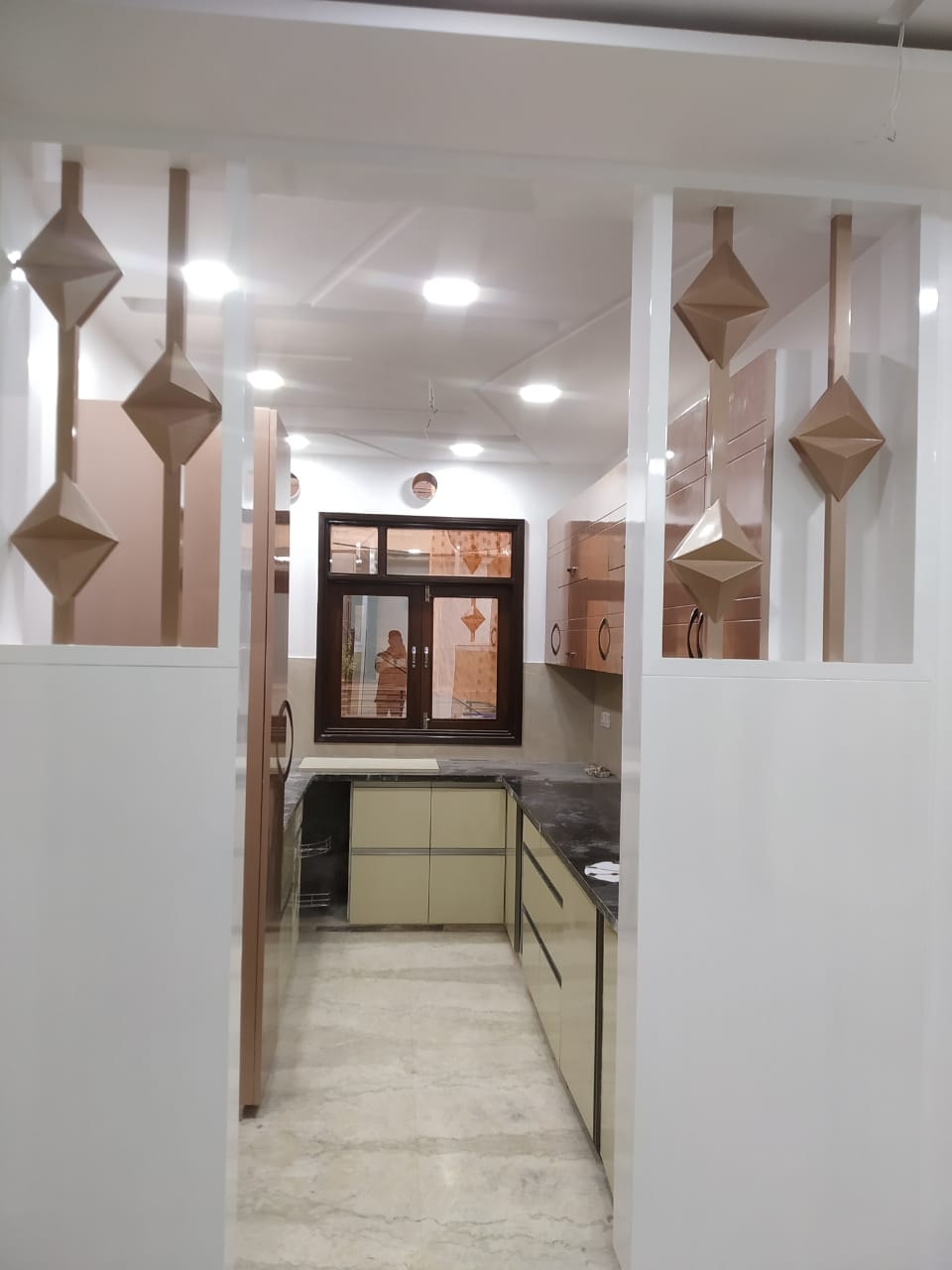 3BHK FREE HOLD PROPERTY IN ROHINI