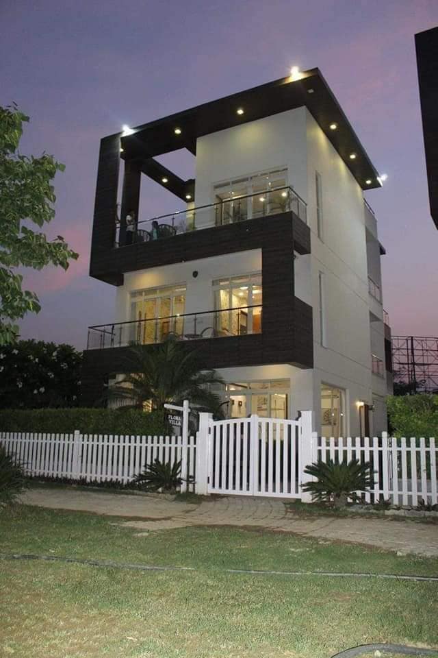 VILLA FOR SALE SEC 27 GREATER NOIDA