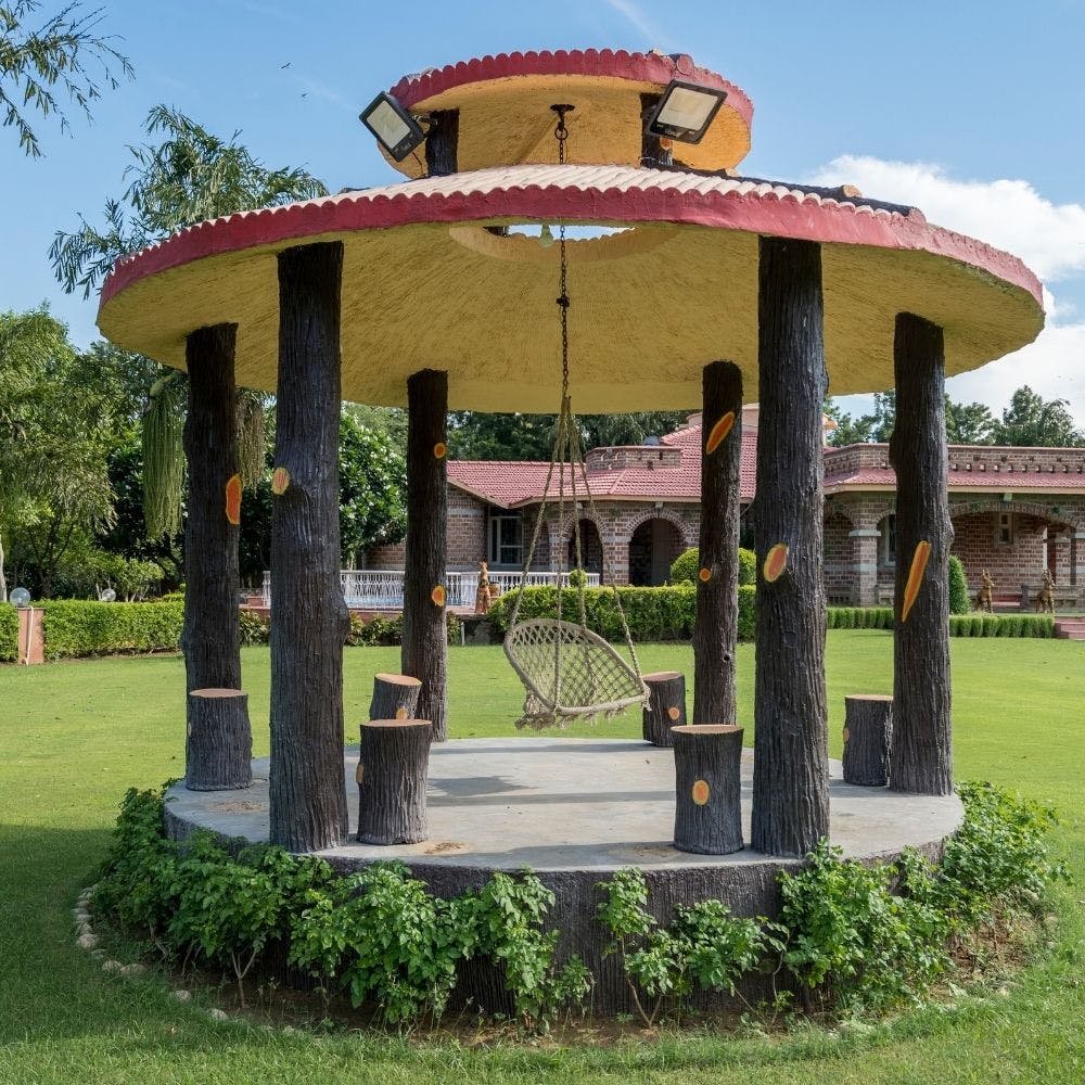 ORCHARD FARM ENVIRONMENT FRIENDLY PEACE IN THE LAP OF NATURE