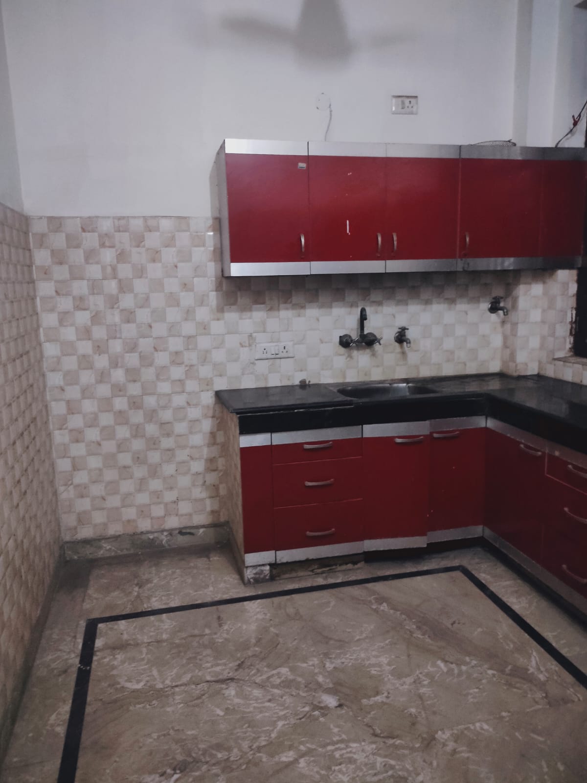 Ready To Move in Independent house/Bungalow Near Sector 46, Noida, Noida expressway