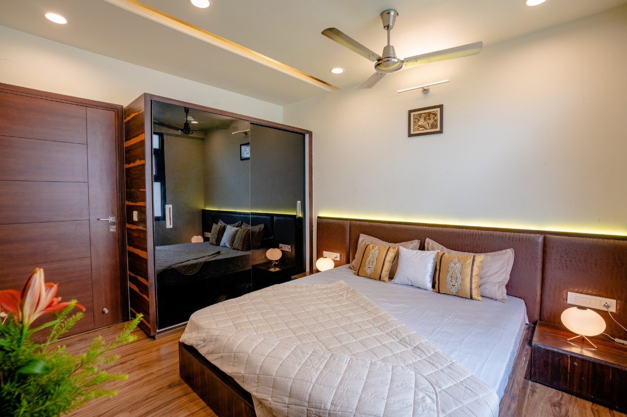 3 Bedroom Apartment For Rent In Cleo County, Sector -121, Noida