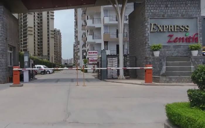 3 BHK Ready to Move Residential Flat For Sale in Sector-77, Noida