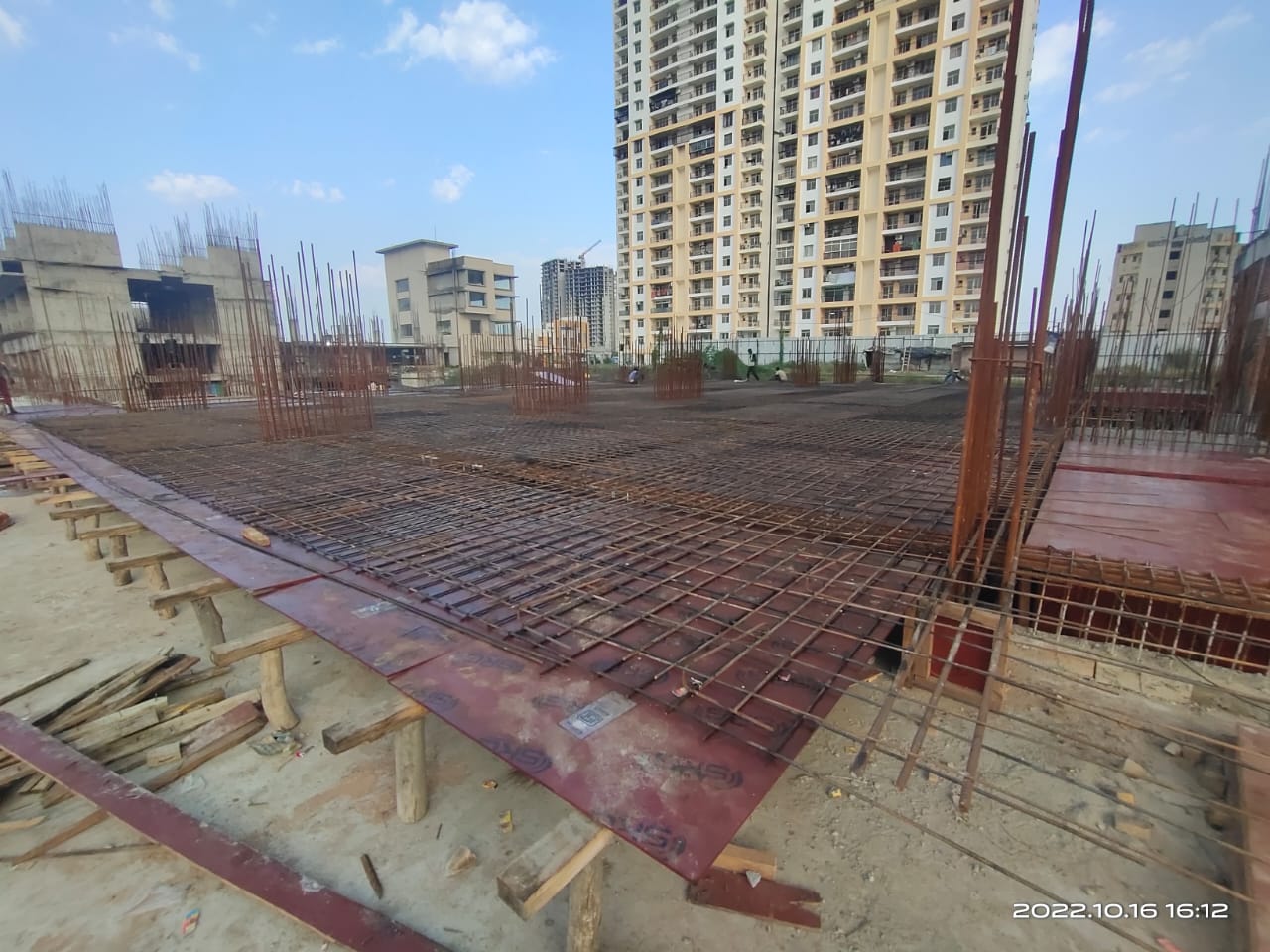 Commercial Office Space For sale in Tulip imperial Avenue, Gomti Nagar , Lucknow