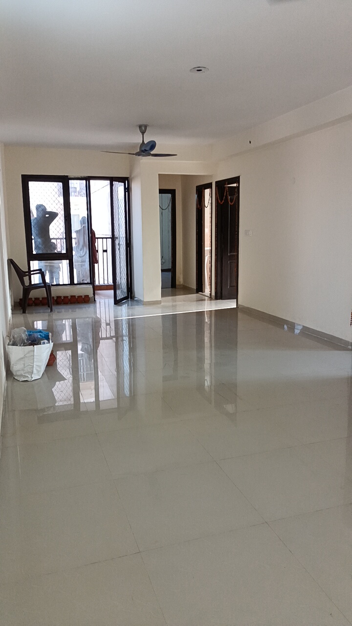 4 BHK LUXURY APARTMENT FOR SALE IN SECTOR 137, NOIDA