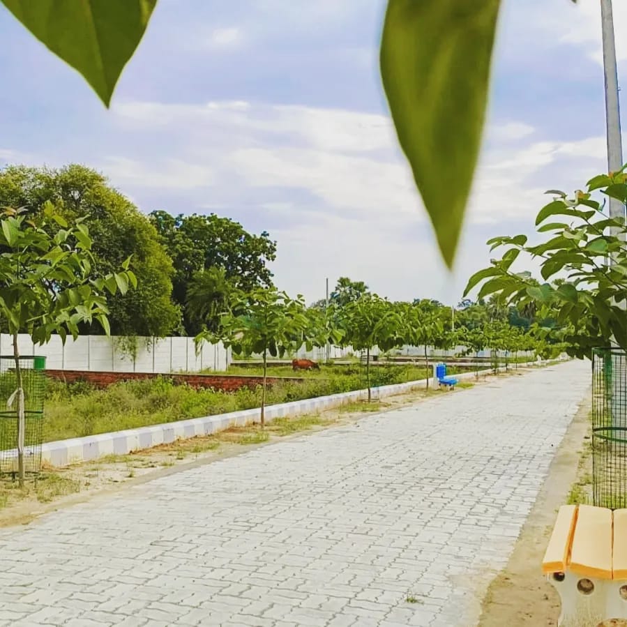 1000 sqft residential plot for sale in Lucknow Kanpur highway price 800rs per sqft