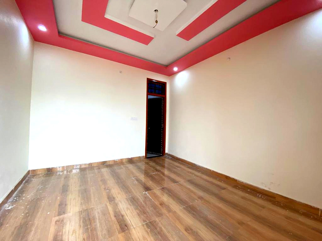 READY TO MOVE 3BHK LUXURY ROW HOUSE AT NILMATHA NEAR SHAHEED PATH