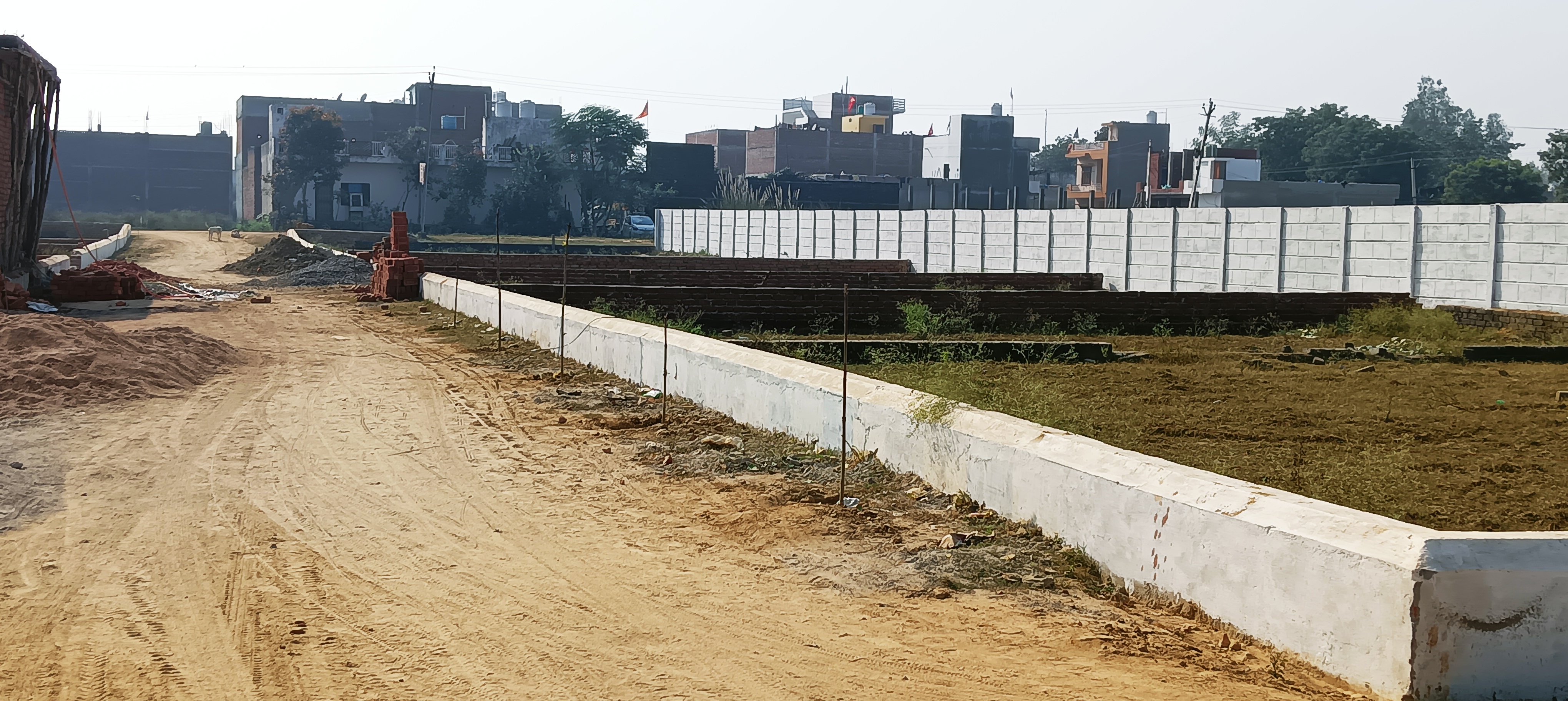 Free hold plot for sale at Kanpur road, near banthara market, Lucknow