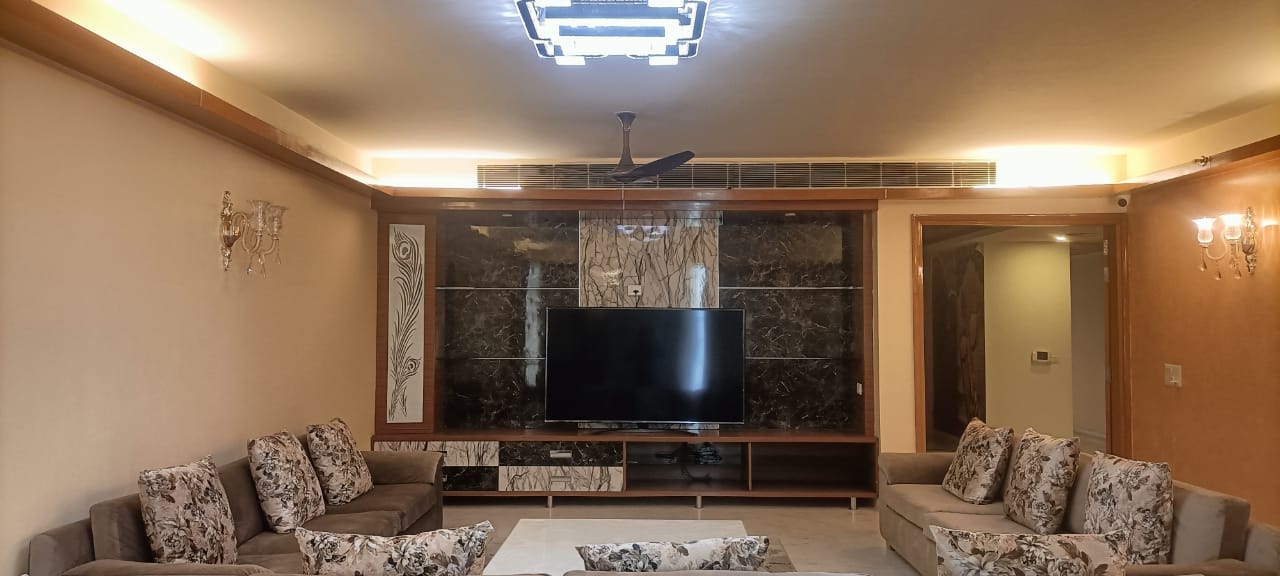 3 BHK Ready to move in flat in Jaypee Greens, Greater Noida