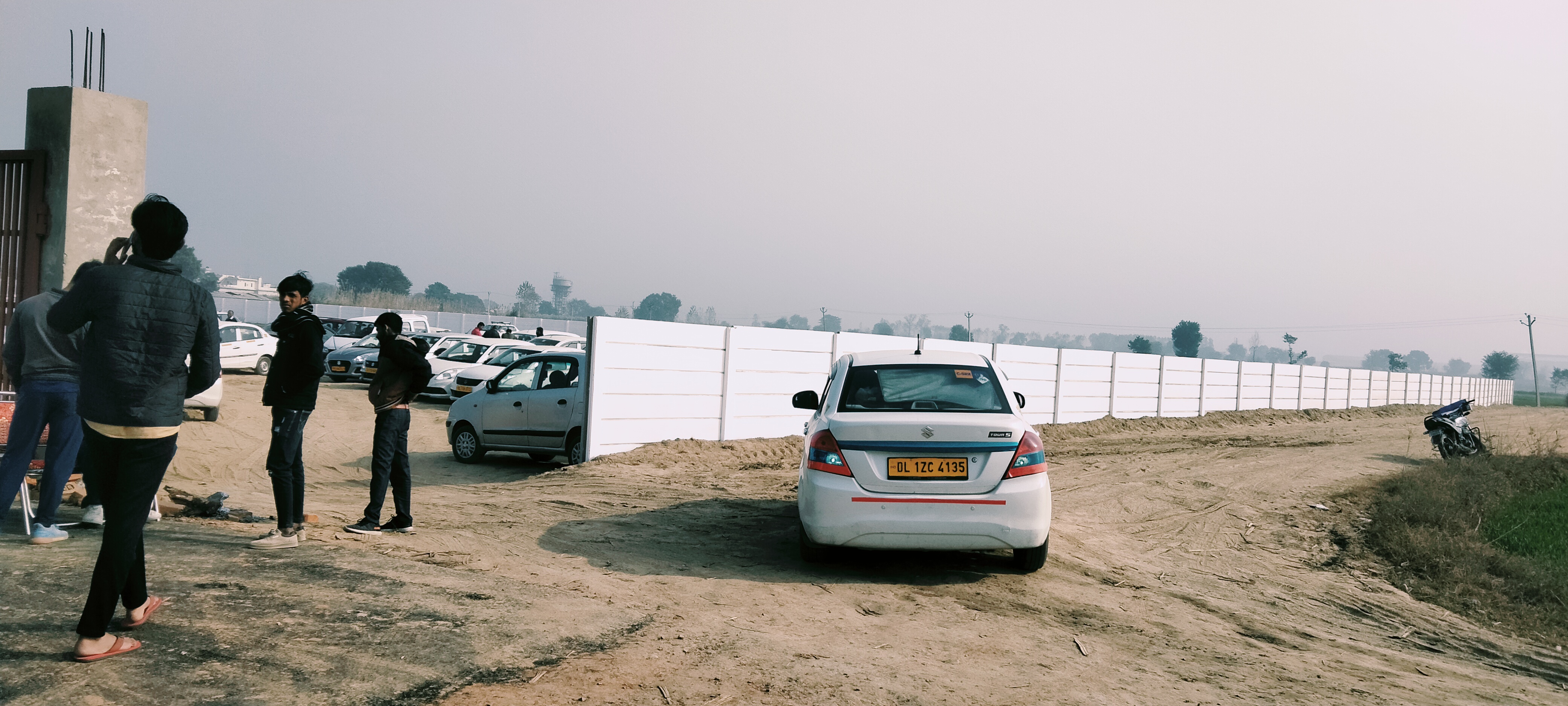 RESIDENTIAL PLOT FOR SALE IN DREAM VALLEY ,GHAZIABAD