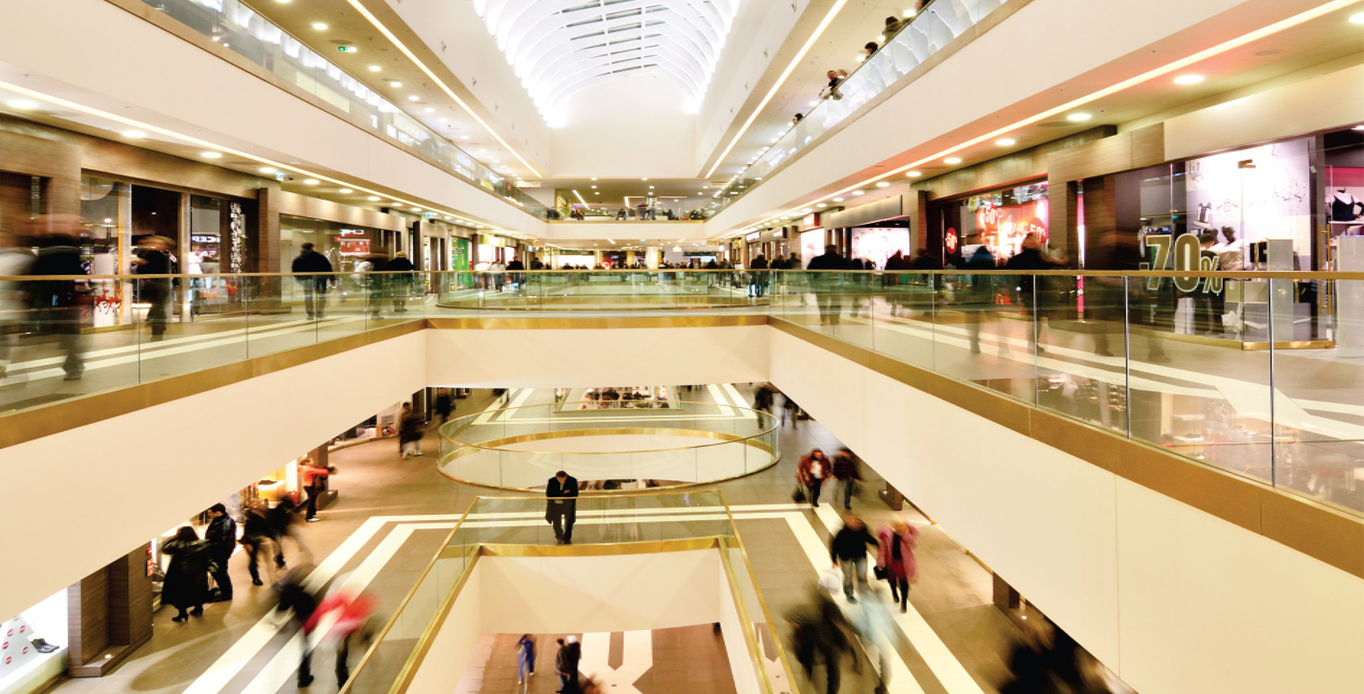RETAIL SHOP IN YAMUNA CITY MALL AT YAMUNA EXPRESSWAY