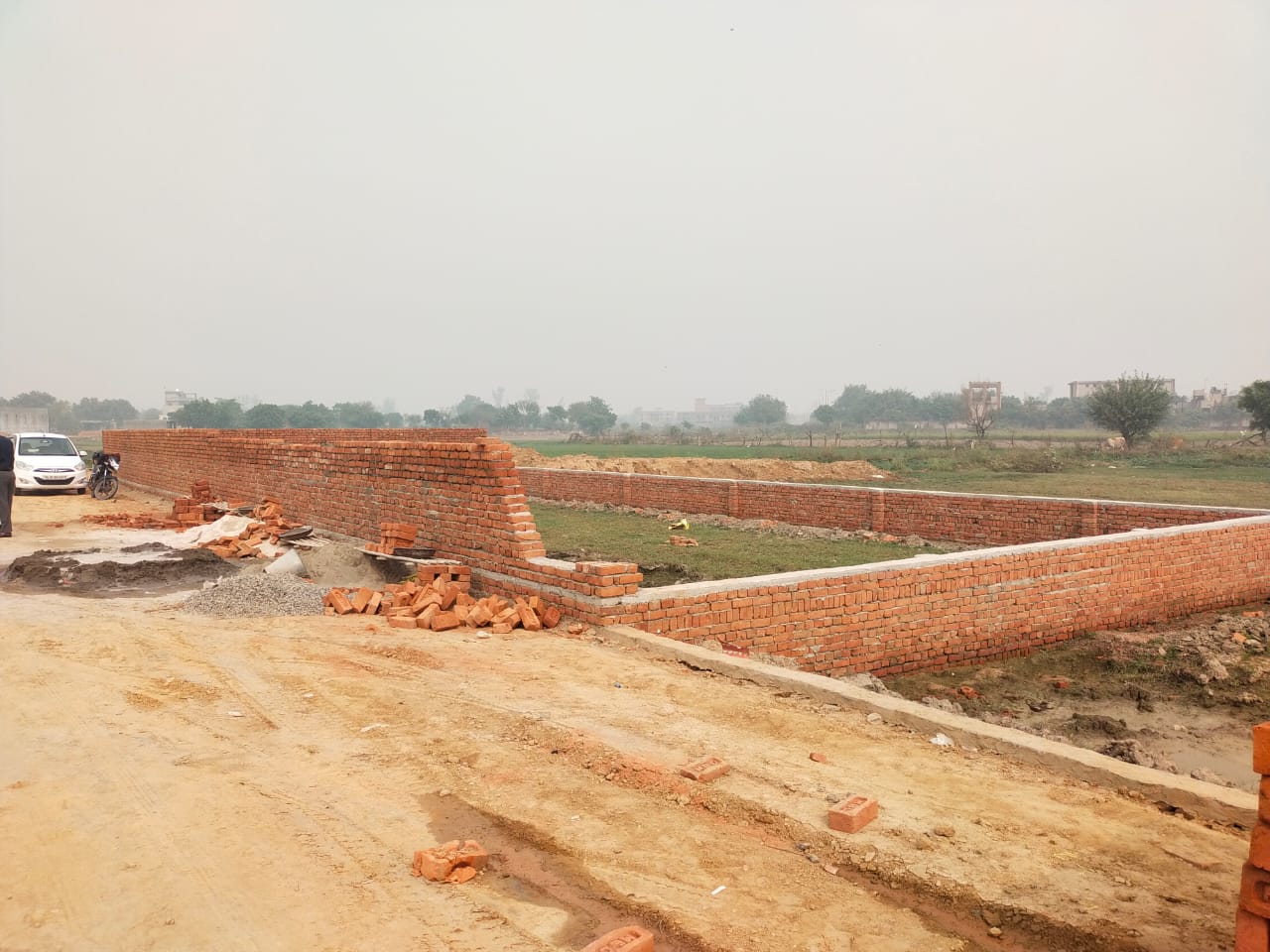 Freehold plots For Sale in Sector-122, Noida Extension