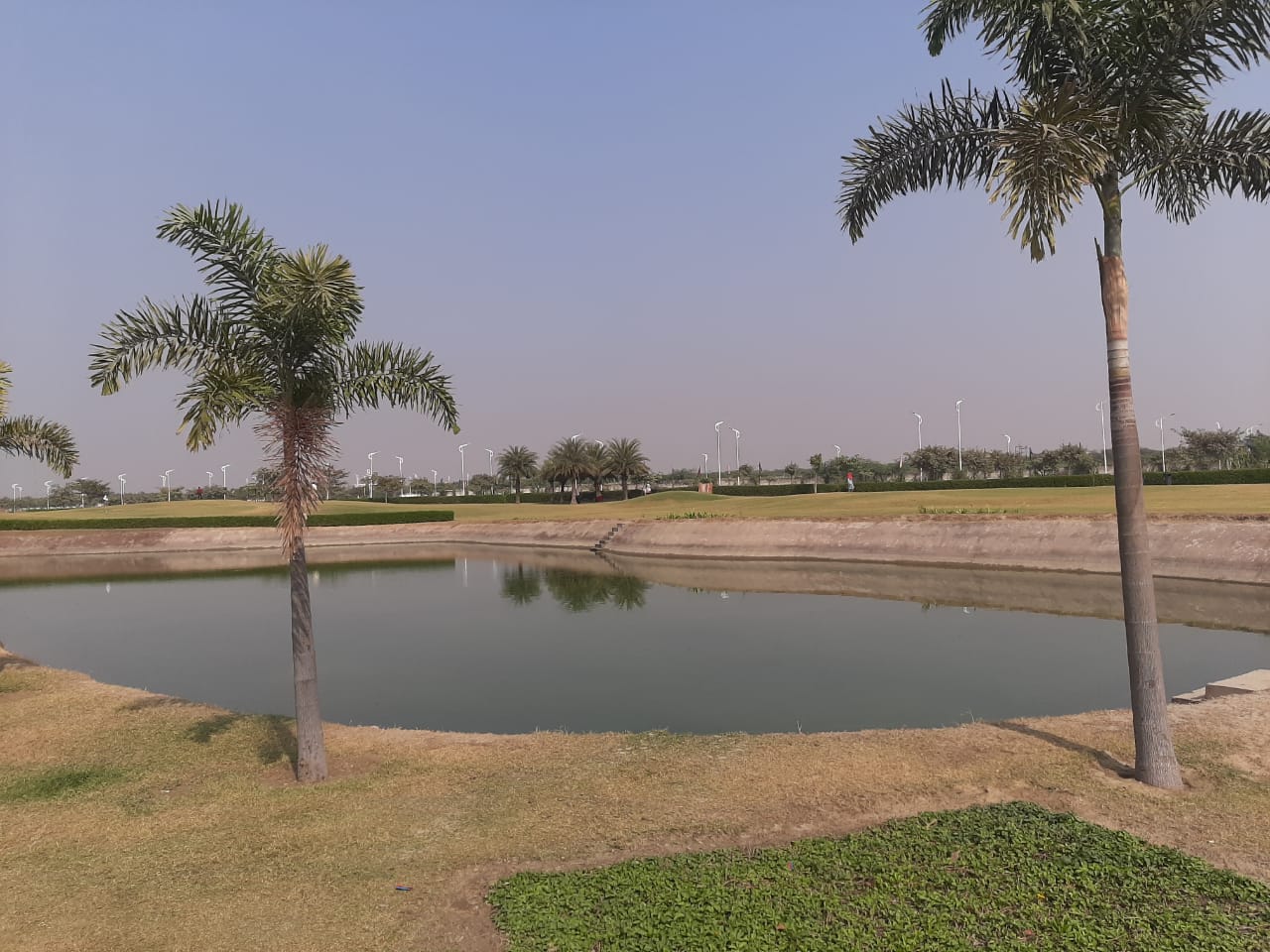 A LIFESTYLE CONCEPT - GREENBAY GOLF VILLAGE