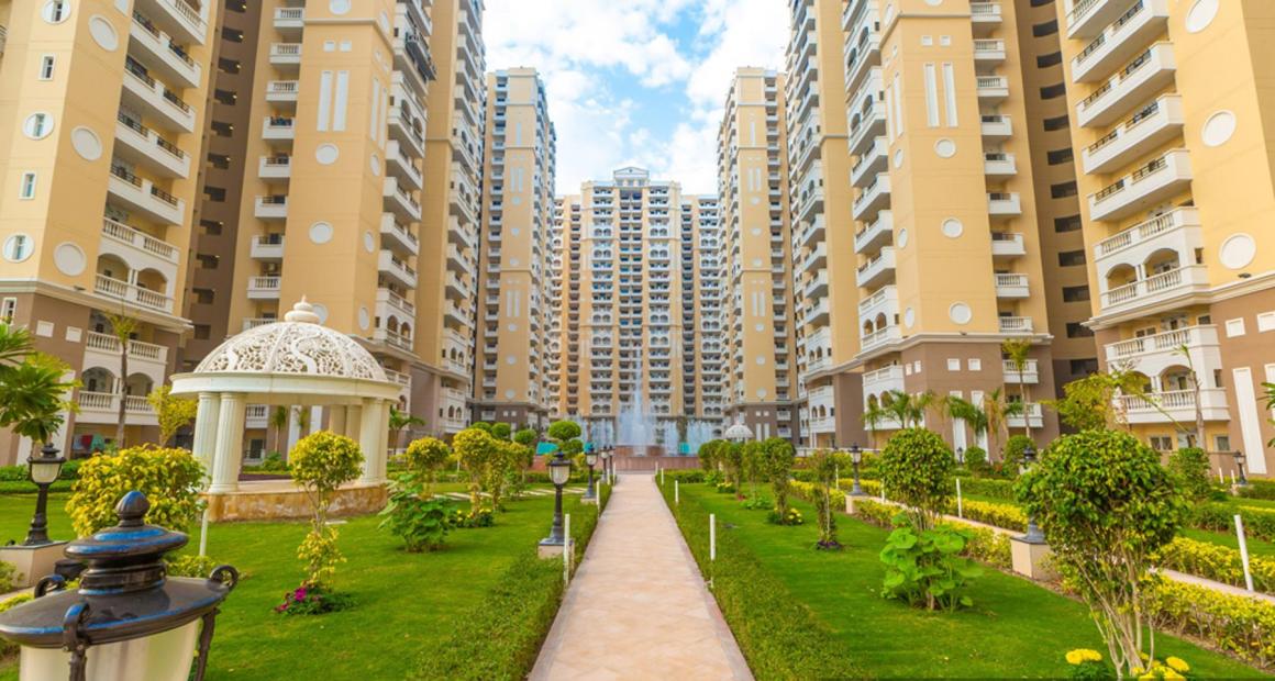 3 BHK LUXURY PREMIUM APARTMENT -- GREATER NOIDA --YAMUNA EXPRESSWAY