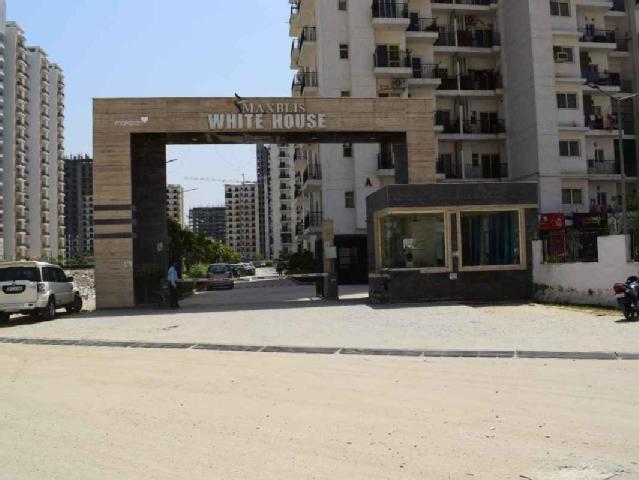 3BHK READY TO MOVE IN APARTMENT IN SECTOR-75 NOIDA