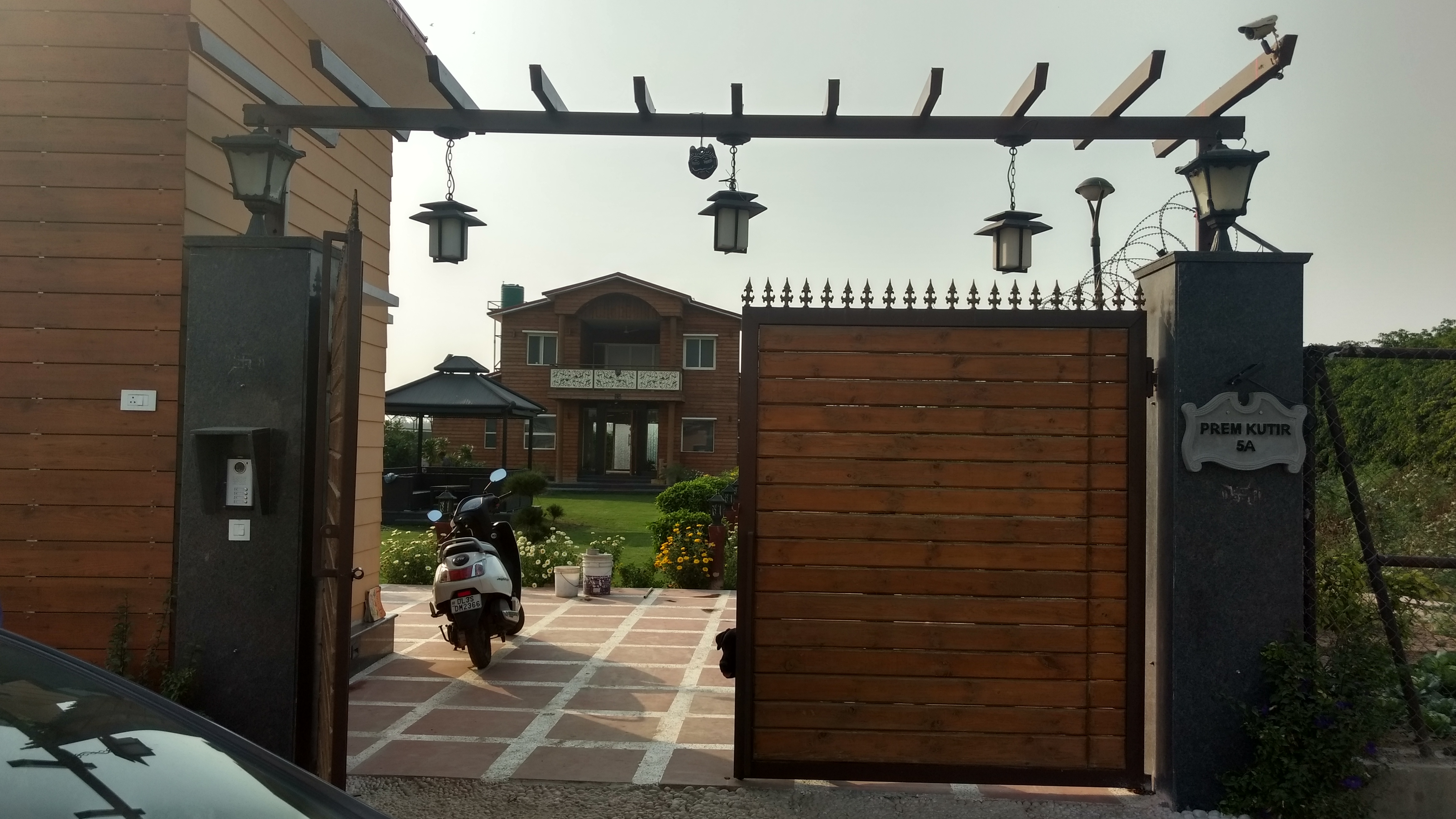 FARMLAND FOR FARMHOUSE--AT GATED TOWNSHIP--NEAR AIRPORT AND UPCOMING FILMCITY