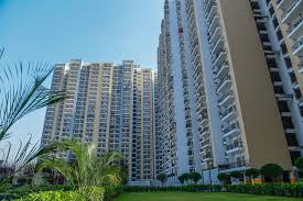 Panchsheel green.2bhk+2t