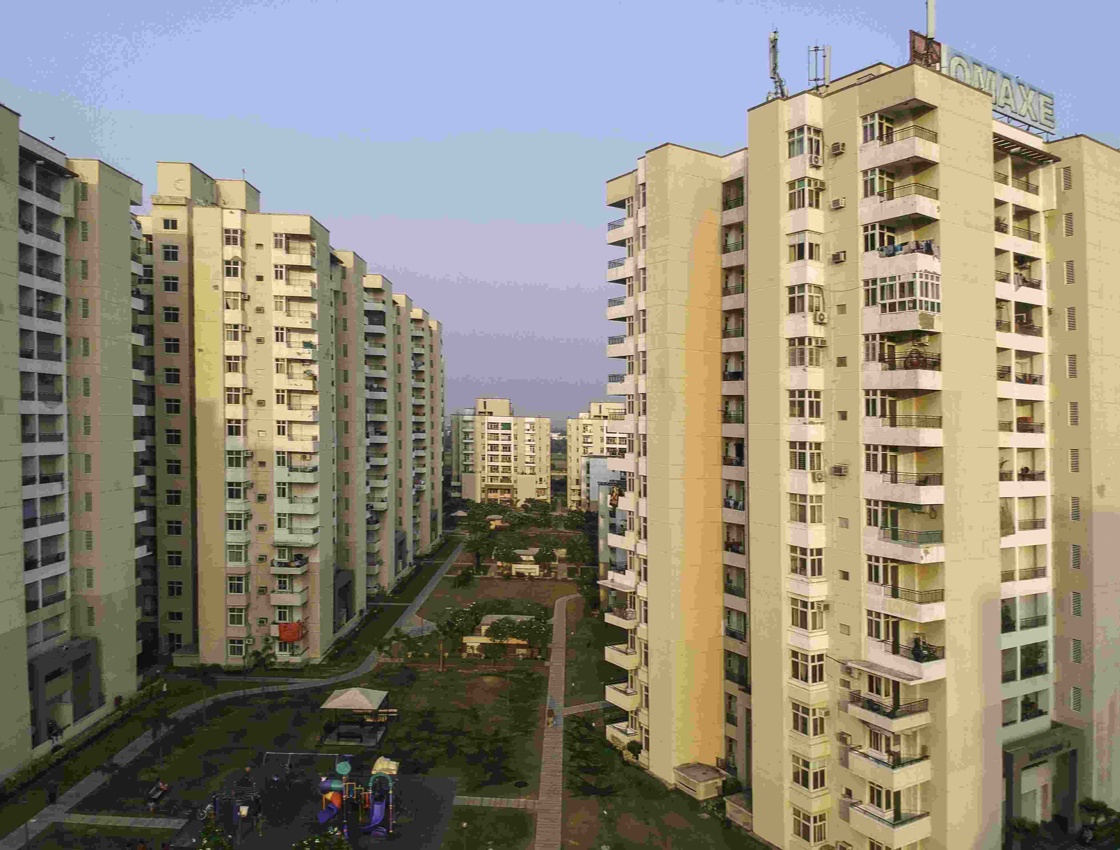 Noida homebuyers seek govt policy to resolve issues of 30 stuck realty projects