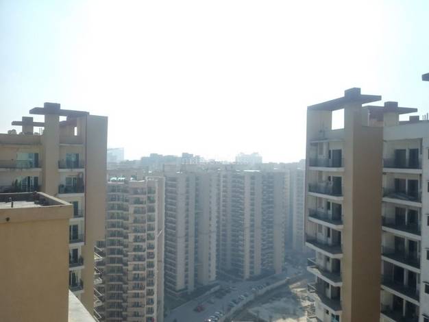 Top Reasons To Invest In Noida Real Estate