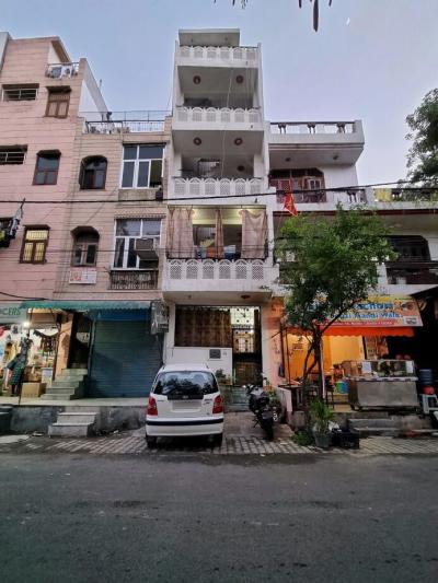 2BHK HOUSE FOR SALE IN ROHINI SECTOR 5
