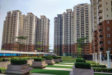 2BHK READY TO MOVE IN SECTOR 78 NOIDA