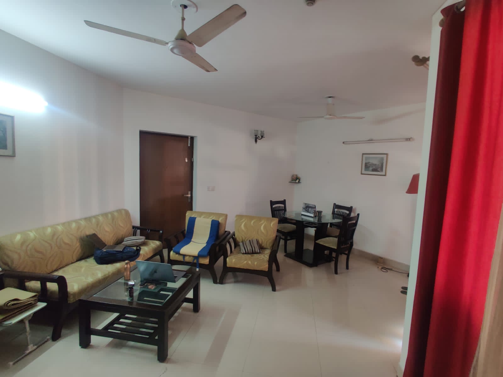 2 BHK WITH  STUDY APARTMENT FOR RENT IN  DLF PHASE 5, GURGAON