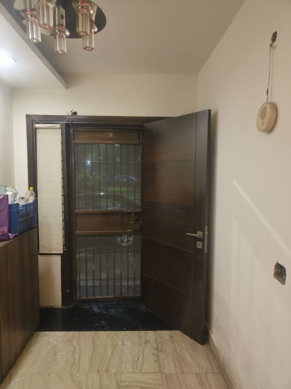 3Bhk flat with complete vastu completion with garden facing