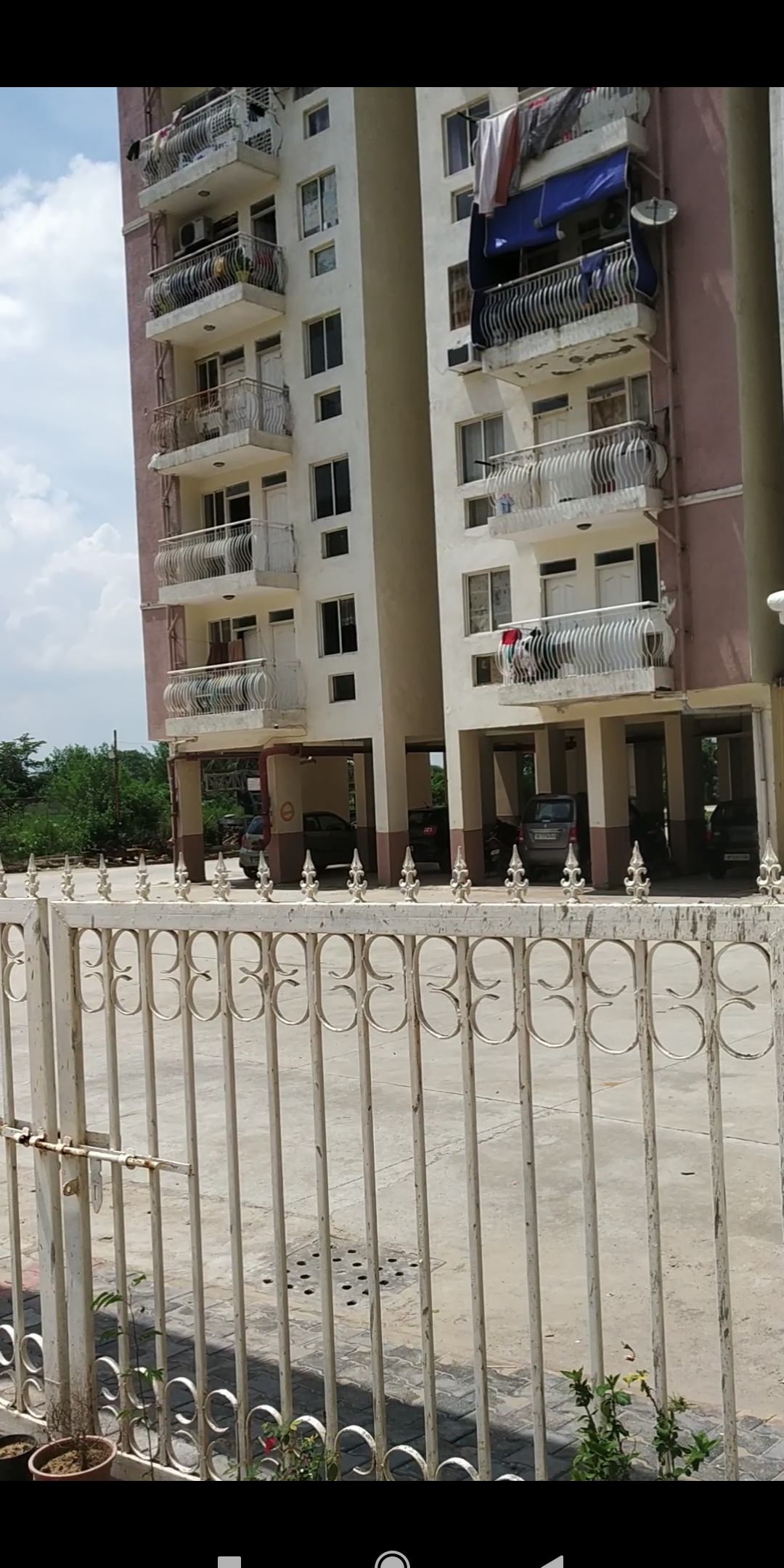 2 BHK FLAT AVAILABLE FULL FURNISHED ready to move 