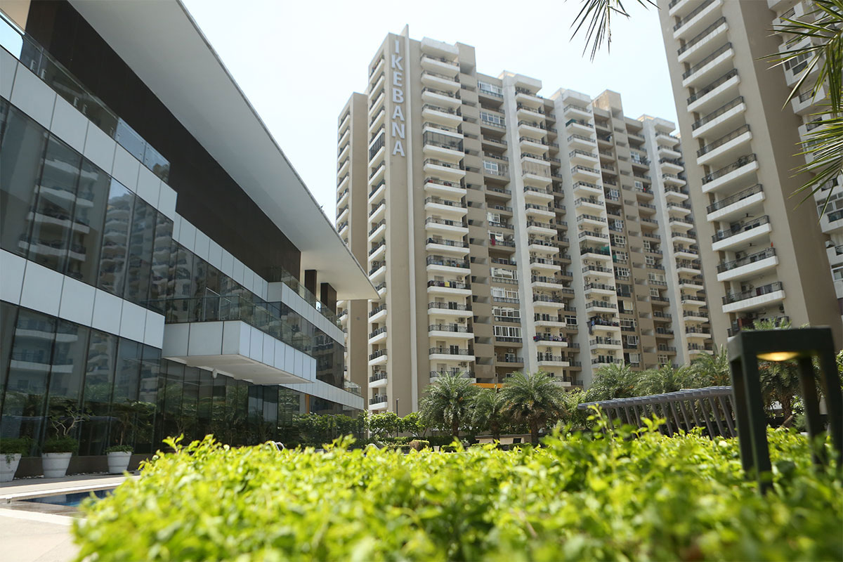 3 BHK Flats for sale in Sector 143 Noida